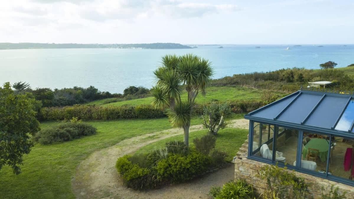 Kermartin - Maison De Famille Avec Vue Sur La Baie De Morlaix Plouézocʼh Exterior foto